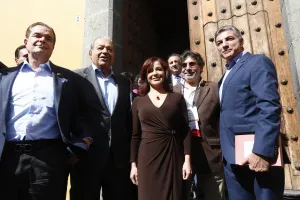 Encabeza Carlos Slim visitas a museos junto a Tony Gali