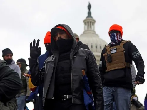 Alerta FBI sobre protestas armadas durante investidura de Biden
