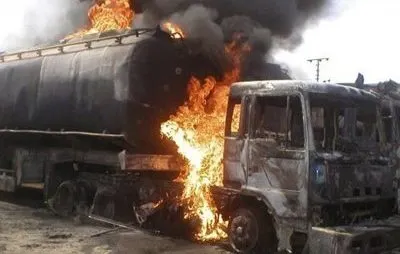 Al menos 95 muertos tras explosión de pipa de combustible en Nigeria