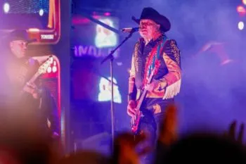 Bronco regresa a San Pedro Cholula tras 35 años y reúne a más de 9 mil personas en el Equinoccio 2026
