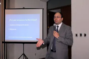 Necesario conocer estándares de movilidad para aspirar a justicia y equidad: Vélez
