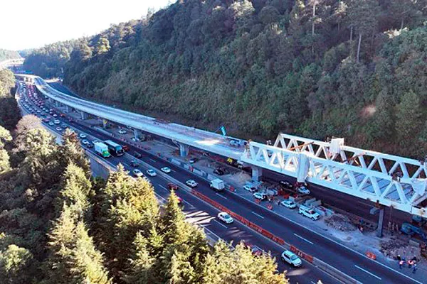 Tren Interurbano El Insurgente