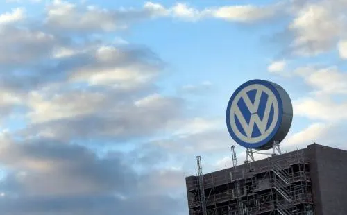 Principal propietario de Volkswagen deberá pagar 47 millones de euros a accionistas por “dieselgate”