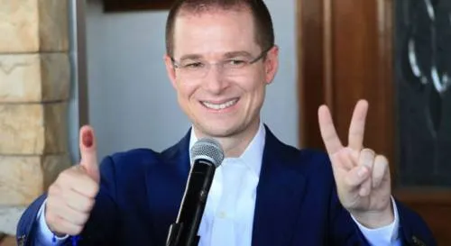 PGR exonera a Ricardo Anaya por lavado de dinero