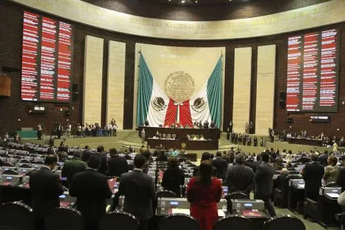 Por 19-S, diputados pueden llamar a rendir cuentas a aseguradoras e inmobiliarias