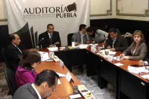 Sancionan a 25 sujetos por no comprobar más de 466 mdp