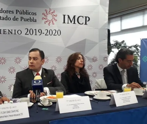 SAT “invita” a contadores a denunciar prácticas ilícitas de sus clientes