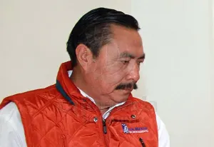 Vence Rivas al gobierno: obtiene dos amparos que ordenan reconocerlo como líder del Sutcop