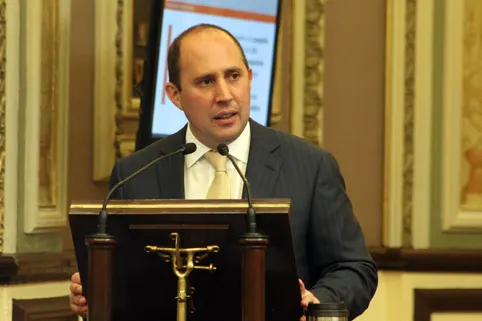 PRI cuestiona a Manzanilla temas de seguridad; responde de manera evasiva