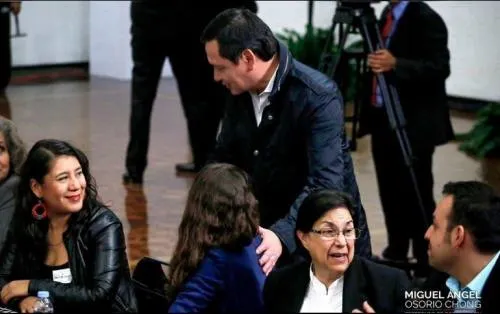 Senado difiere por segunda vez comparecencia de Osorio Chong