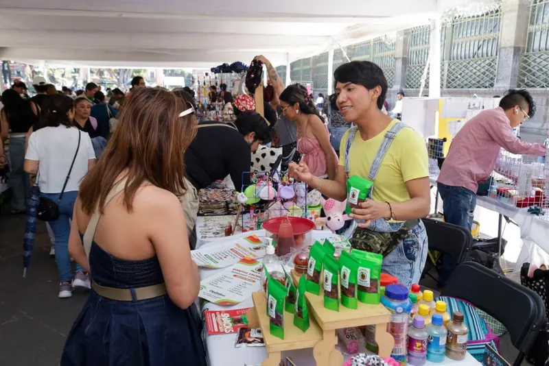 ayto-pue-ijmp-mercadito-juventudes