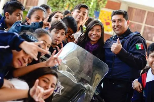 Ayuntamiento impulsa en escuelas programas para prevenir delito