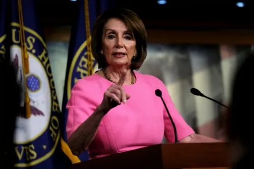 Pelosi anuncia votación este jueves de juicio político contra Trump