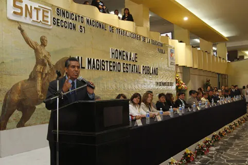 Cirilo Salas se va en julio del SNTE
