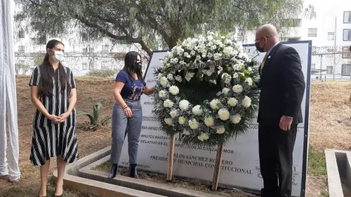 Con flores y misa recordaron a las víctimas de la explosión en Texmelucan de 2010
