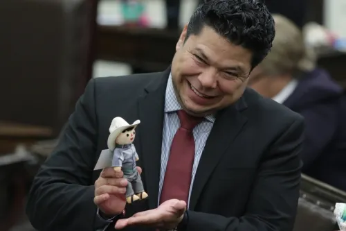Biestro pide mayor difusión de debates entre candidatos en Puebla