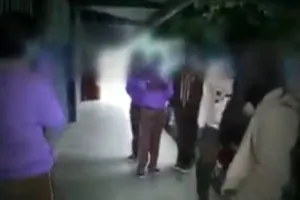 Con video, madre denuncia bullying contra su hija en Durango