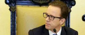 Luis Banck ocupa lugar 25 y edil de Tehuacán el 60 en evaluación de alcaldes