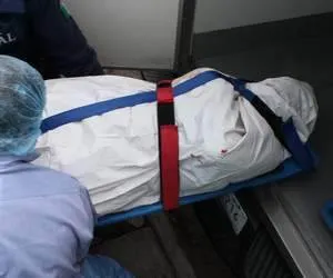 Joven se ahorcó en una caseta telefónica