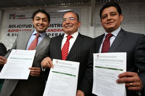 Salomón Escorza asiste a presentación de ”5 de Mayo: Un día de Gloria”