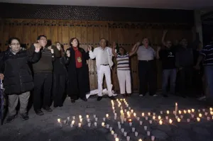 Visitadores CEDH observaron cadena humana que inició en zócalo