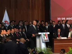 Beltrones, oficialmente líder nacional del PRI