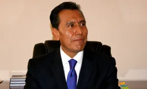 Facundo Rosas simula seguridad en Puebla