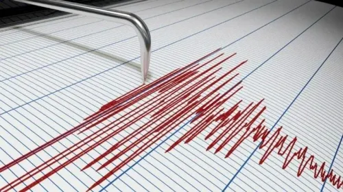 Fuerte sismo sacude remotas islas Maluku en Indonesia