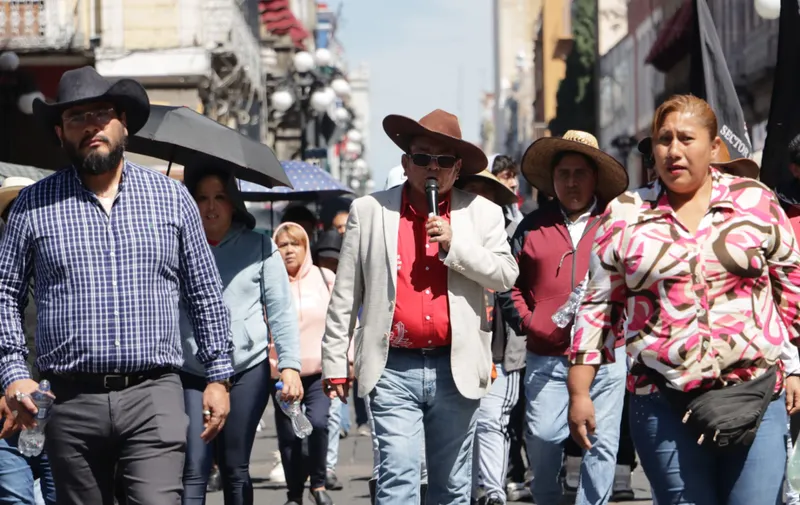 La 28 de Octubre se moviliza por las calles de Puebla para exigir justicia por la muerte de Meztli Sarabia