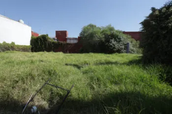 55 propietarios de terrenos abandonados han sido multados en Puebla