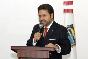Desabasto de antirretrovirales ya fue cubierto en IMSS