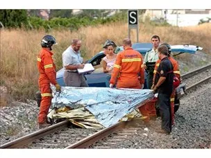 Perece desconocido arrollado por el tren