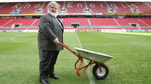 FIFA suspende de por vida a Chuck Blazer