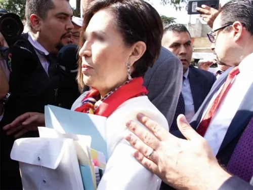 Aplazan un mes audiencia de Rosario Robles