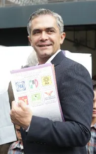 Mancera agradece a los ciudadanos el voto a su favor