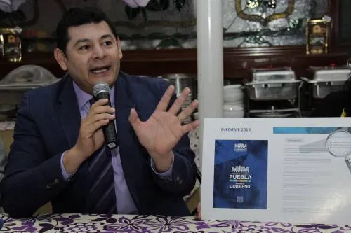 Línea de crédito es para disfrazar “el fondo de campaña 2018”: Armenta