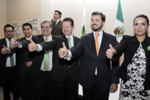 Intercambian descalificaciones militantes del Verde