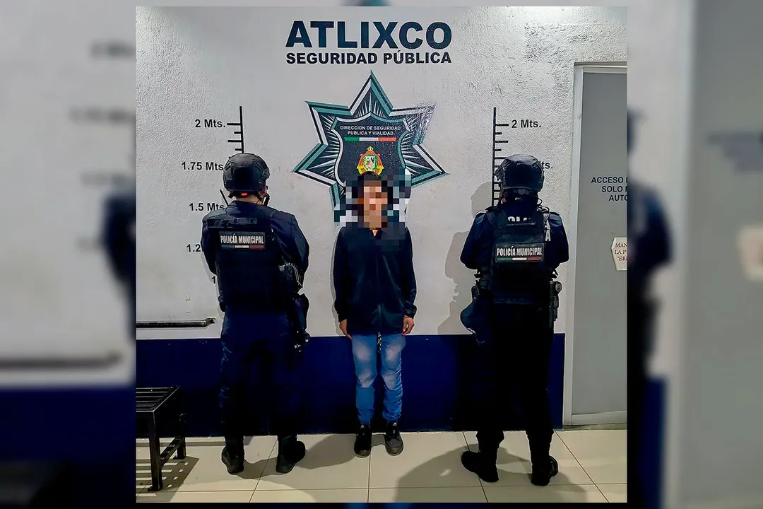 Detenido Atlixco Detentacion Vehiculo Con Reporte De Robo