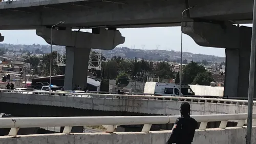 De al menos seis disparos, ejecutan a un hombre en la autopista México-Puebla