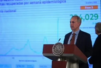 Defiende AMLO a López Gatell: ‘es especialista en pandemias’