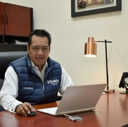 Una Trama de Acoso Sexual, Violencia Verbal y Muchas Mentiras