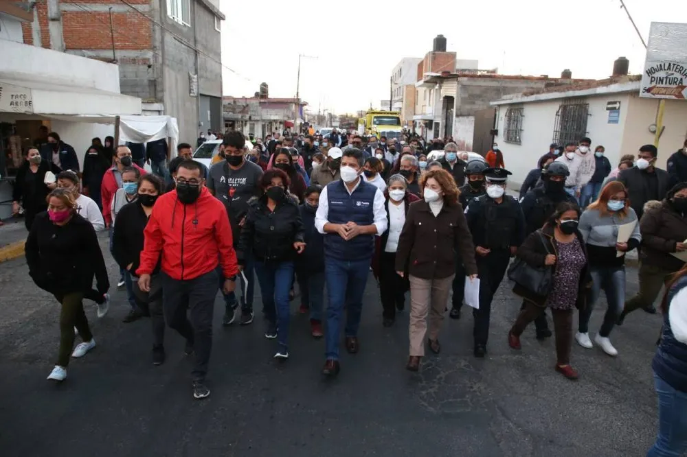 Eduardo Rivera realiza caminata por la seguridad en Joaquín Colombres