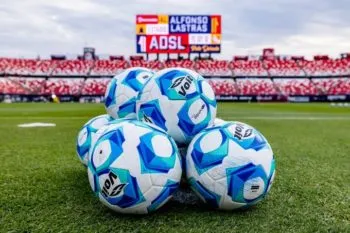 Sorpresas al arranque: Necaxa lidera, Toluca resiste y Chivas convence en Jornada 1