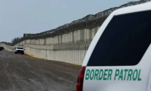Trump ignorará leyes ambientales para construir muro