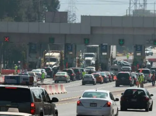 Autopista México-Puebla, la más congestionada este domingo