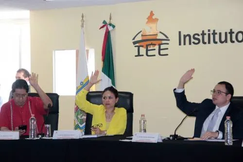 IEE aprueba segundo paquete de sustituciones de candidatos