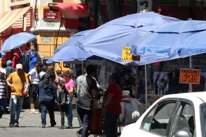 Informales de la Doroteo Arango piden tregua al Ayuntamiento