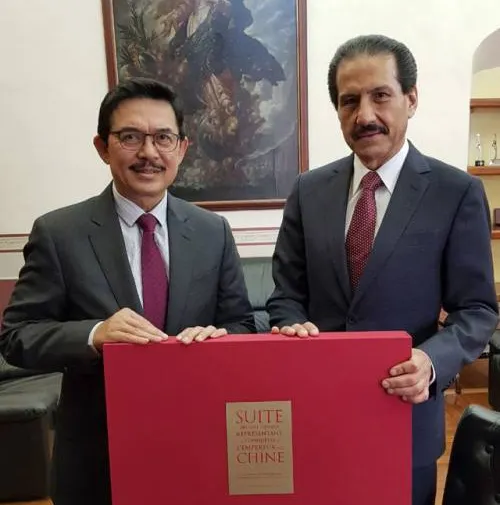 Embajador de Indonesia se reúne con el rector Alfonso Esparza