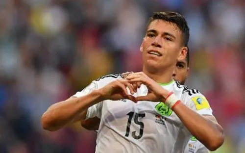 Héctor Moreno se va de la Roma, su nuevo destino, España