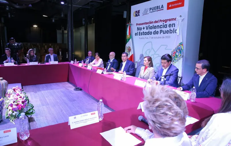 gobierno-puebla-santander-mexico-no-+-violencia